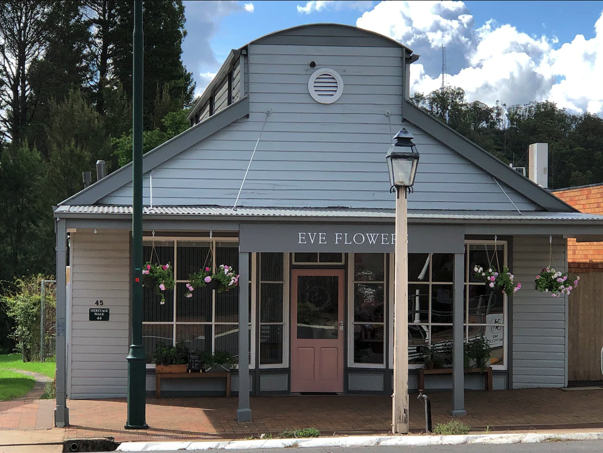 Eve Flower Shop Residence